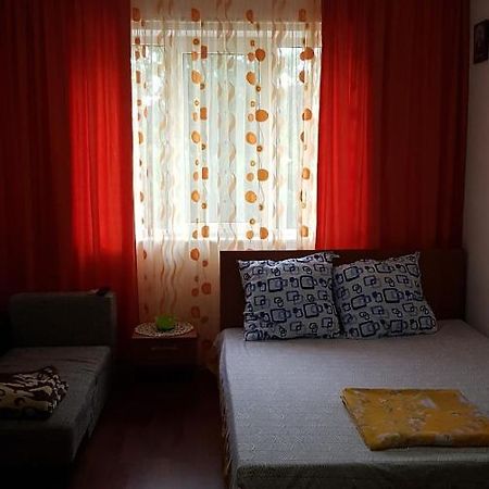 Апартаменты Saturn Chic Studio Экстерьер фото